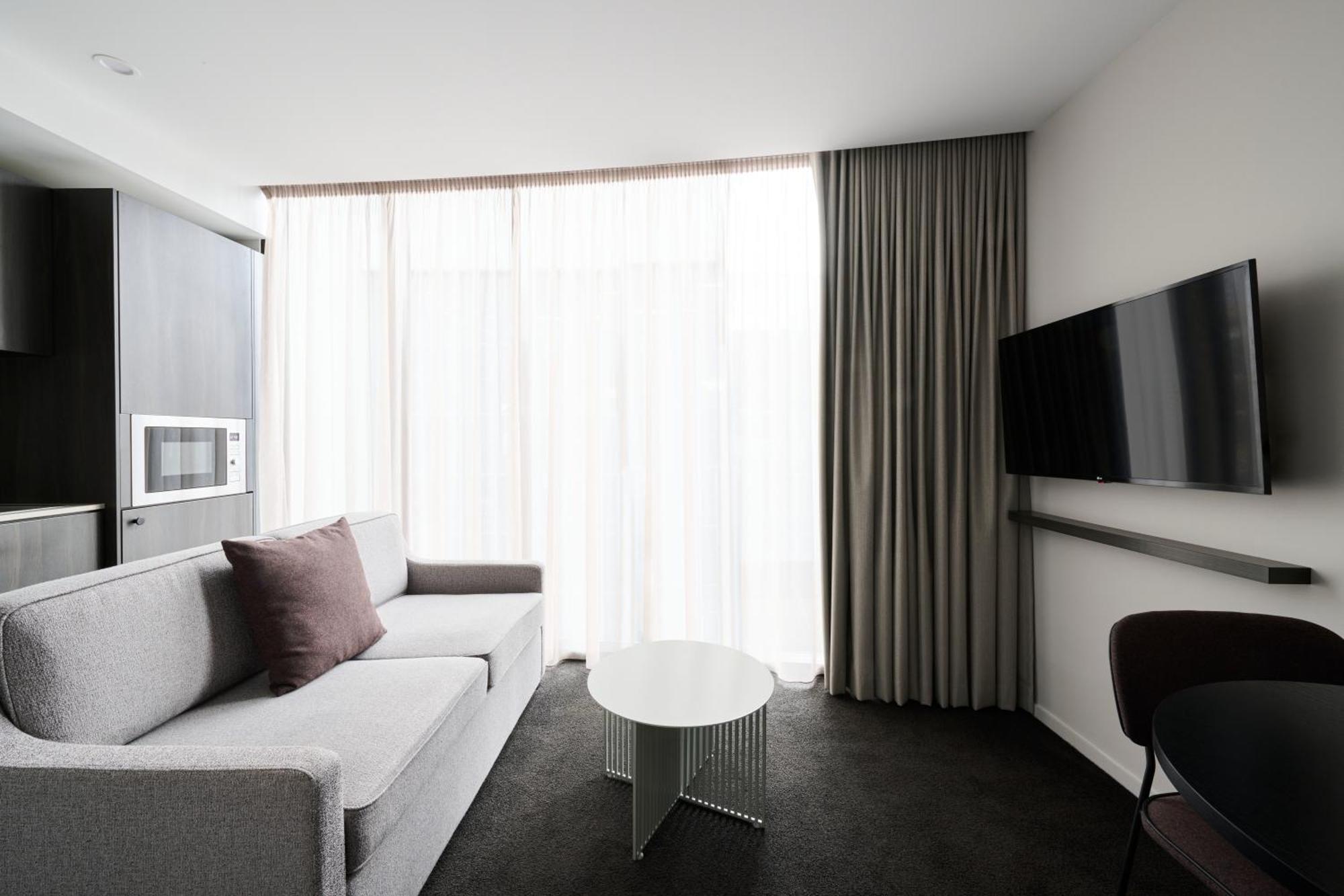Отель Abode Belconnen Канберра Экстерьер фото